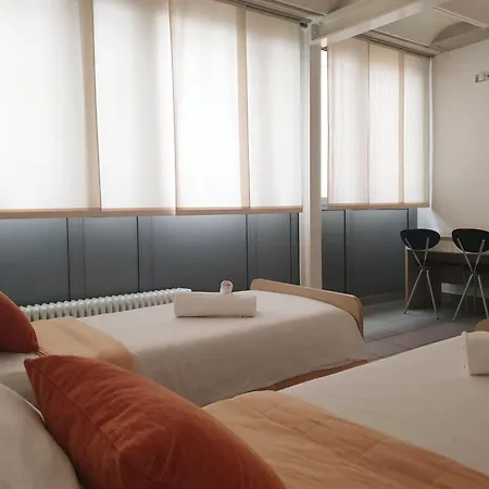 Apartment Moderno Per 4 Persone *