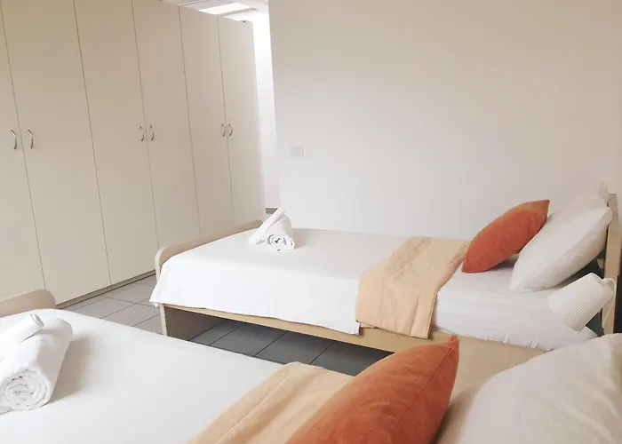 Apartman Moderno Per 4 Persone Lecco