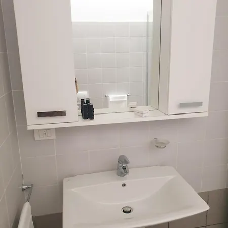 Moderno Per 4 Persone